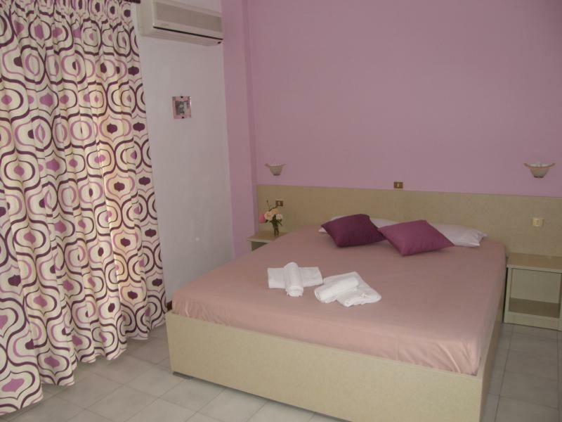 Yannis Apartments Afytos Luaran gambar