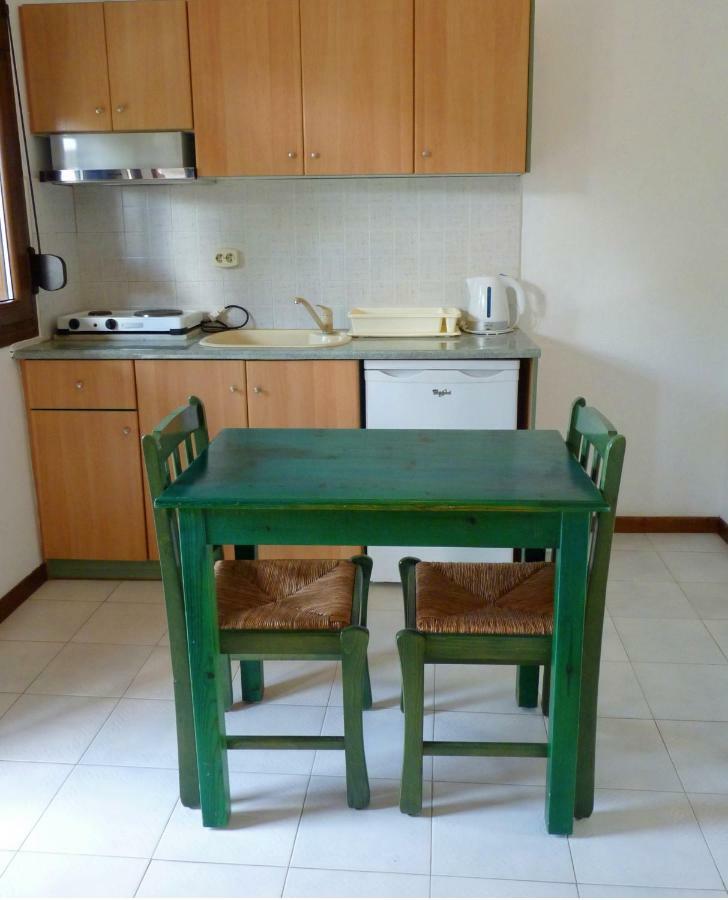 Yannis Apartments Afytos Luaran gambar