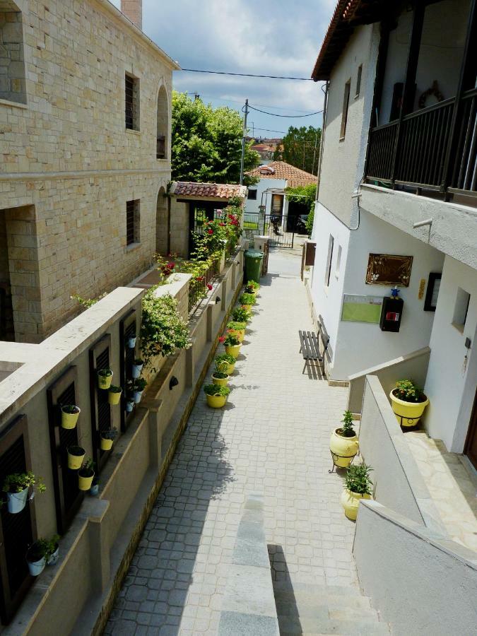 Yannis Apartments Afytos Luaran gambar