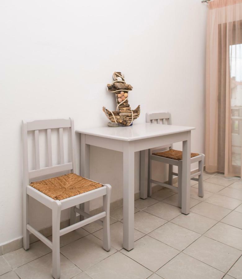 Yannis Apartments Afytos Luaran gambar