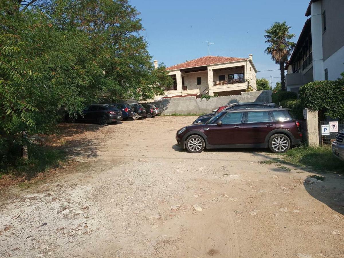 Yannis Apartments Afytos Luaran gambar